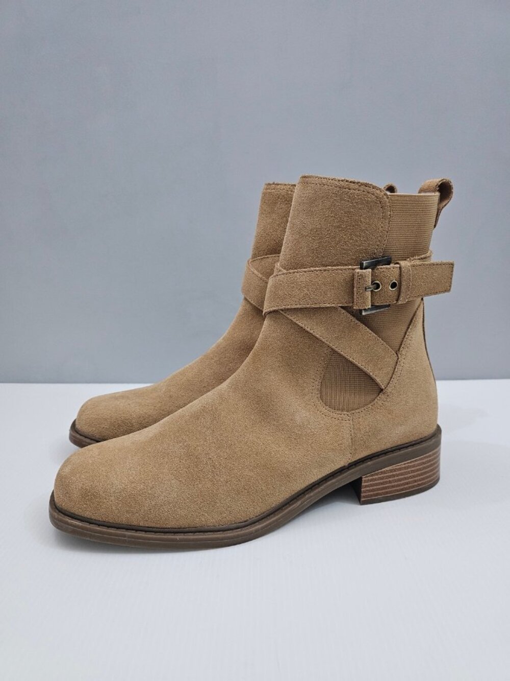 Donald Pliner Mathilda Moto Ankle Boot Womens 9.5 Camel Brown Suede Buckle Strap